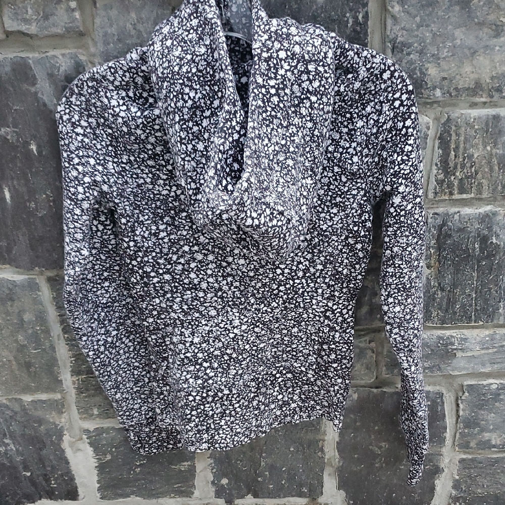 lululemon athletica Black and White Floral Cowl Neck Sweatshirt